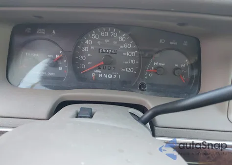 2004 Mercury Grand Marquis Ls z USA, uszkodzony, nr VIN 2MEFM75W44X656812